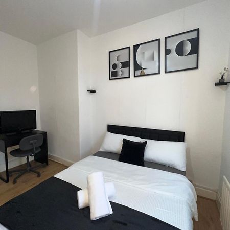 Adorable Double Room Мидлсбро Экстерьер фото